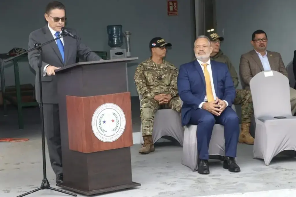 19 de noviembre destruccion de armas