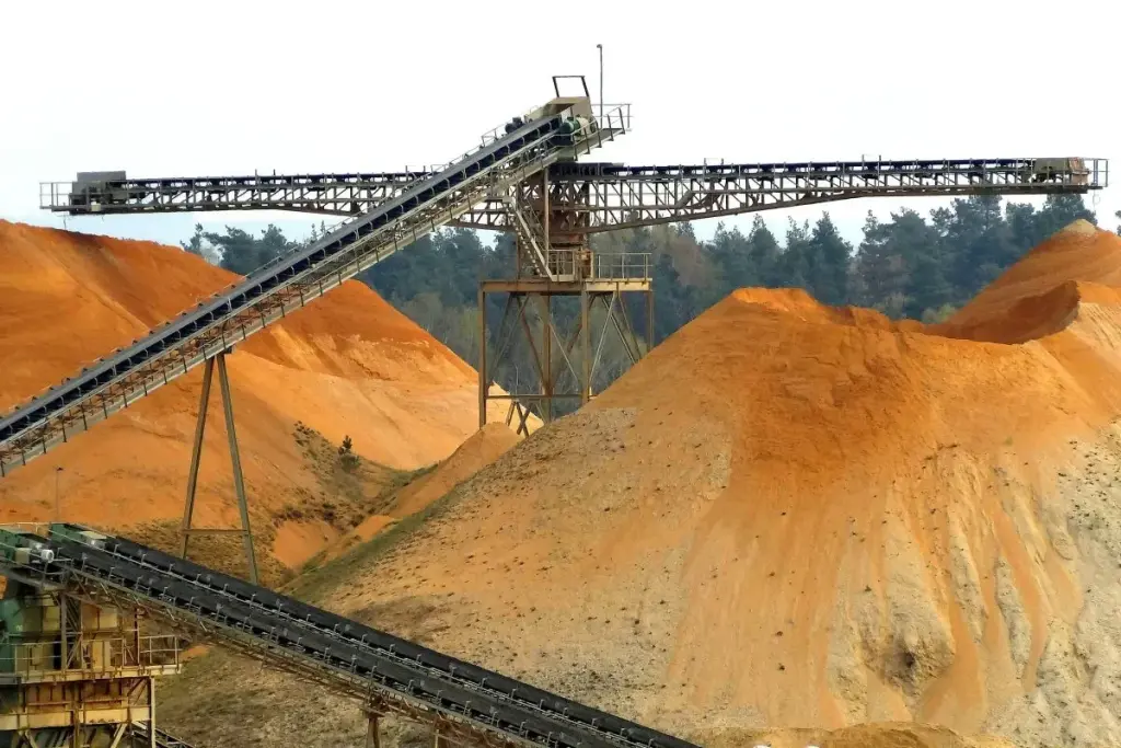 copper mine - Leftover copper exports