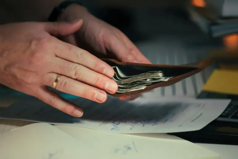 Cultural Tradition Keeps Cash King in Panama Study Finds cash money