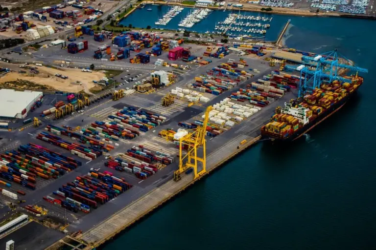 How Puerto Barú Aims to Decentralize Panama’s Port Power port with ship