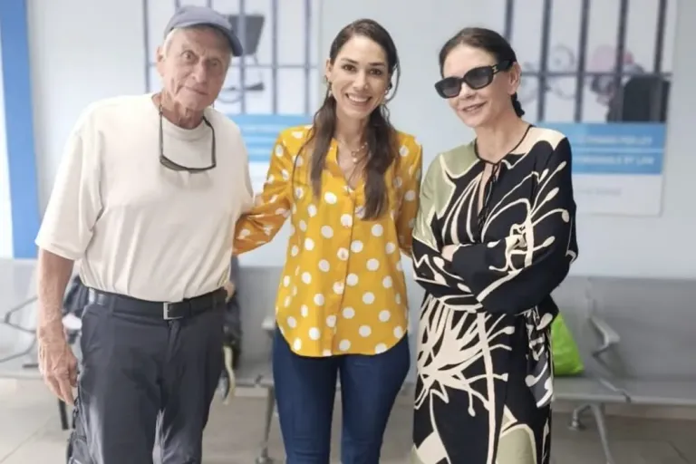 michael douglas catherine zeta jones panama