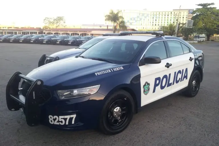 Panama’s 3.1M Dollar Security Vehicle Fleet Upgrade Autopatrulla Ford Taurus Police Interceptor Policía Nacional de Panamá (2014)