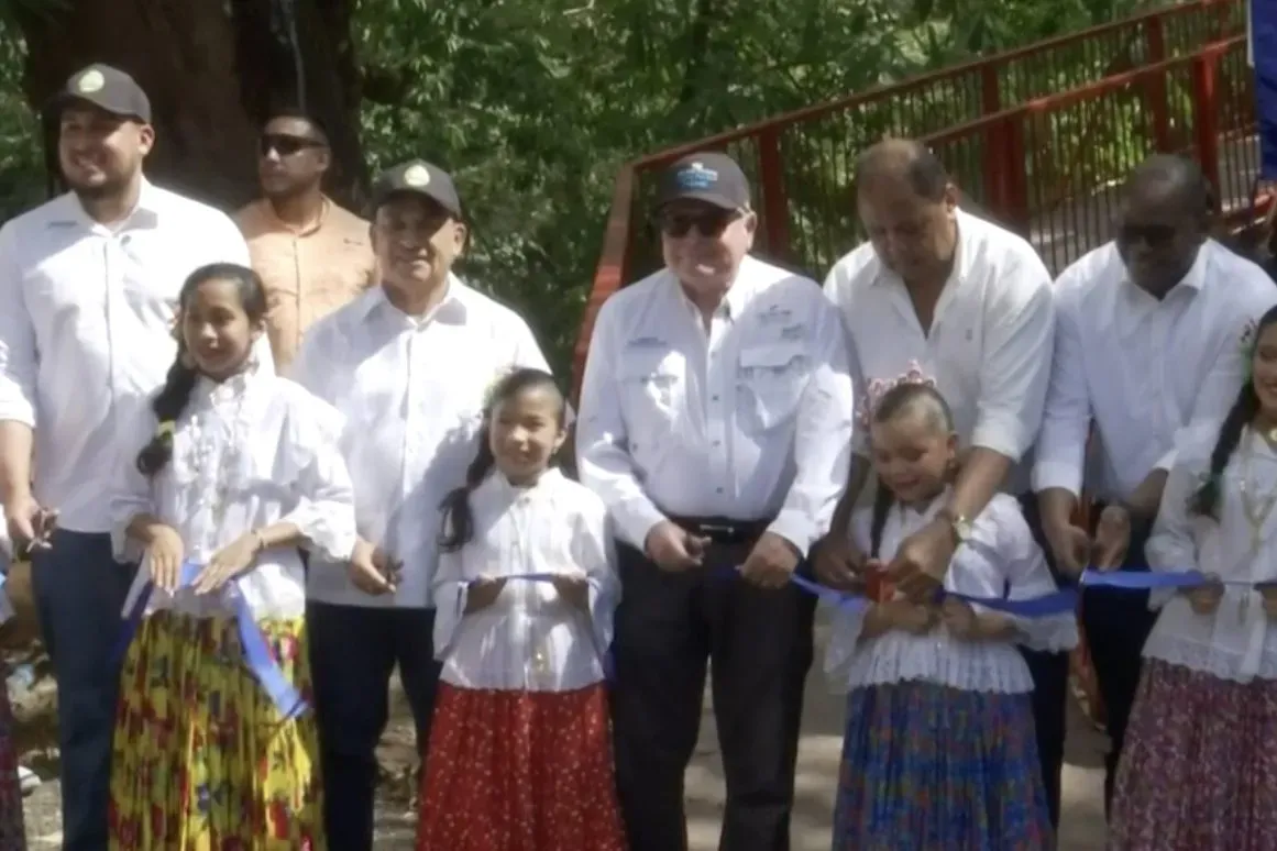 bridge opening Pacora River 1