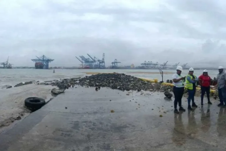 infrastructure maritime