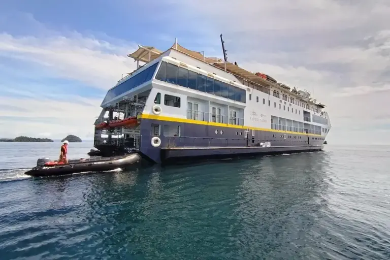 National Geographic Expedition Visits Panama’s Coiba National Park national geographic boat 1