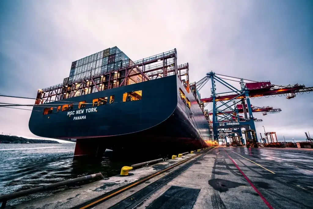 panama port ship