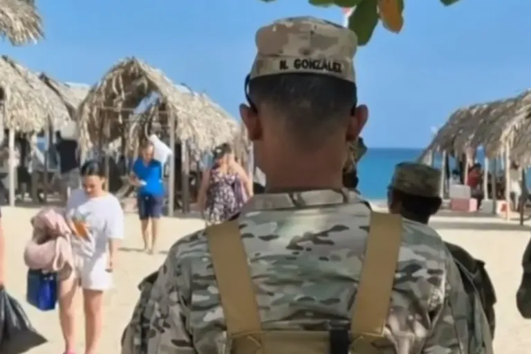 beach security panama