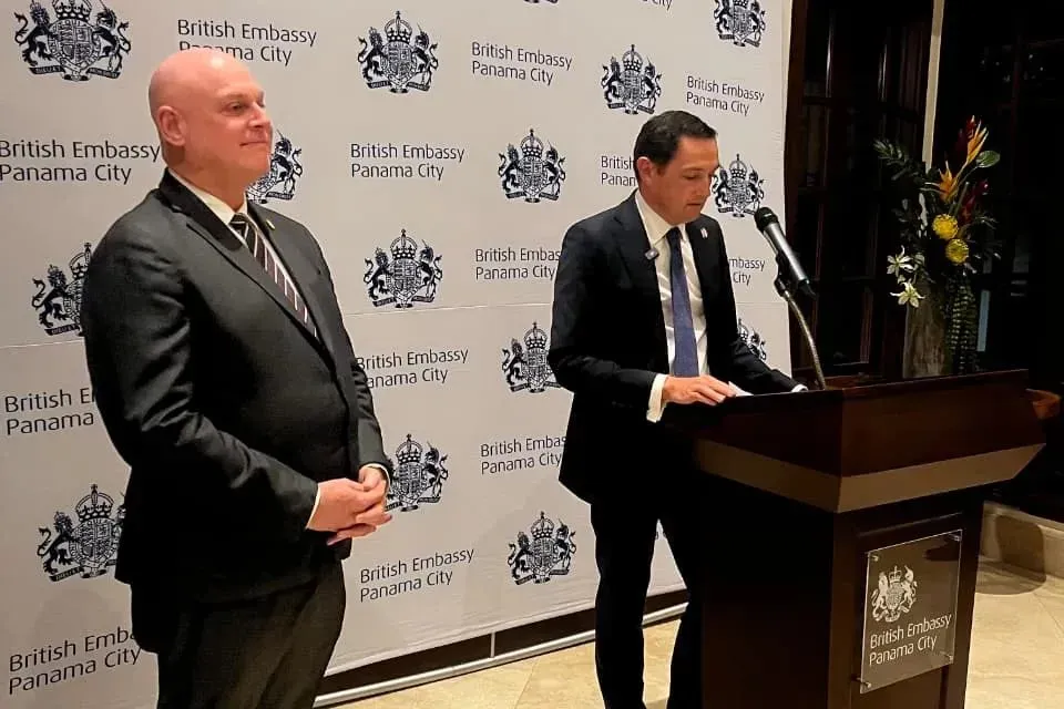 speach british panama graveyard visit