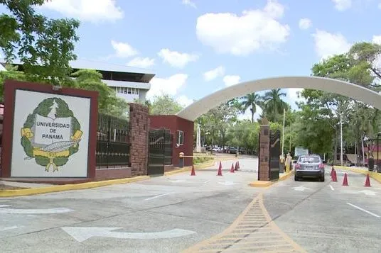 University Panama Approves Digital Diplomas 2026 Universidad Panama Ley Organica FotoTReporta MEDIMA20170304 0041 5