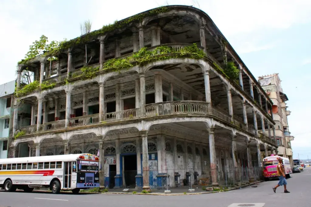 Antiguo Edificio de la Gobernación de Colón Panama