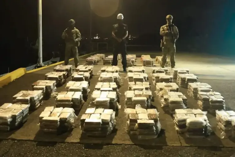 Panama Authorities Seize Nearly Two Tons of Cocaine Bound for Belgium and Europe cocain drugs found april 2026 colon