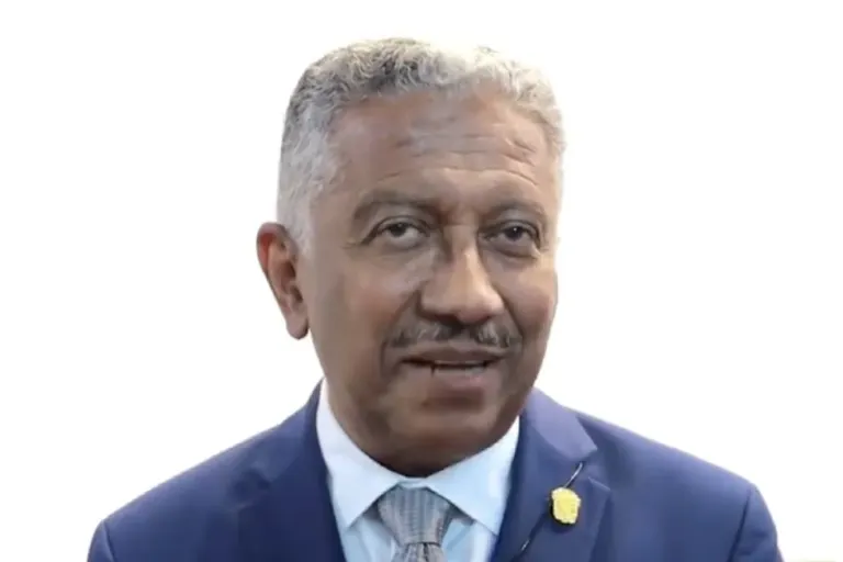 Dr. Eduardo Ortega Barría, secretario nacional de la @senacyt