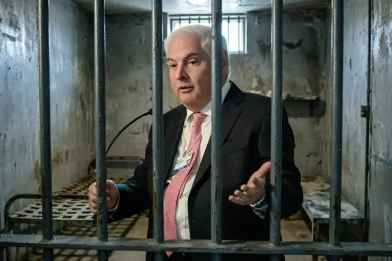 panama expresident marinelli behind bars