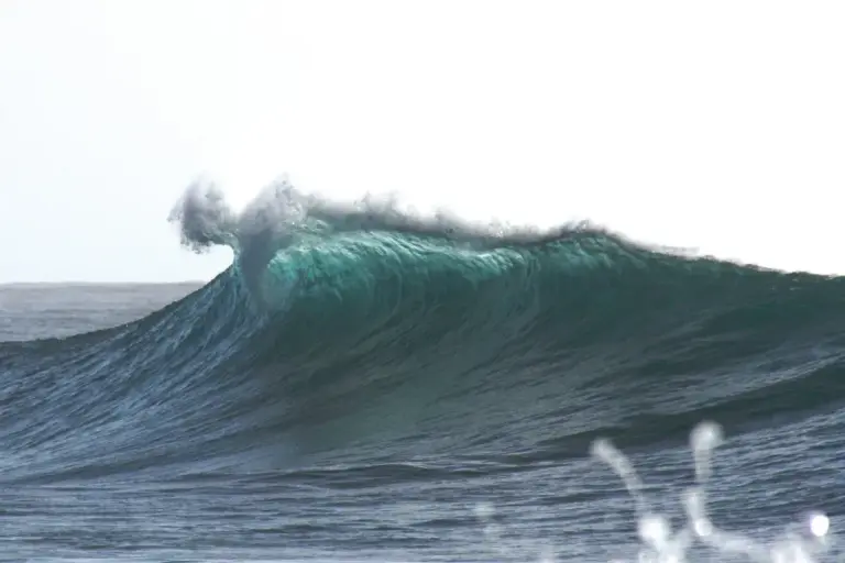high waves ocean