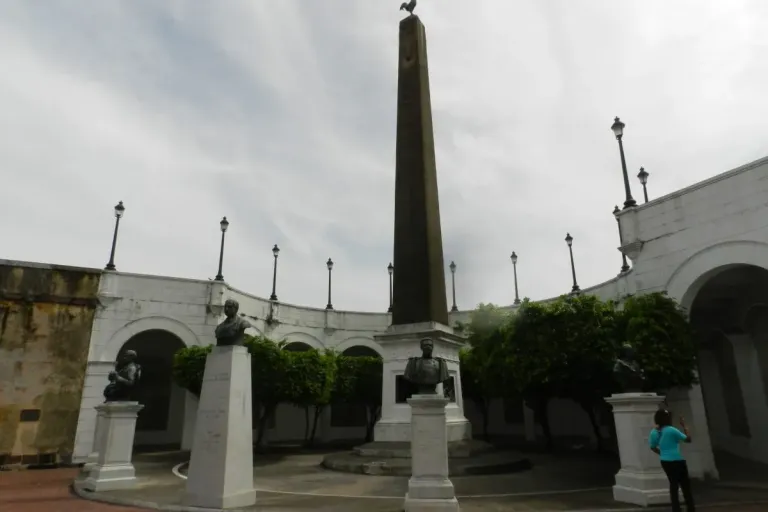 La Plaza de Francia Casco Antiguo Panamá