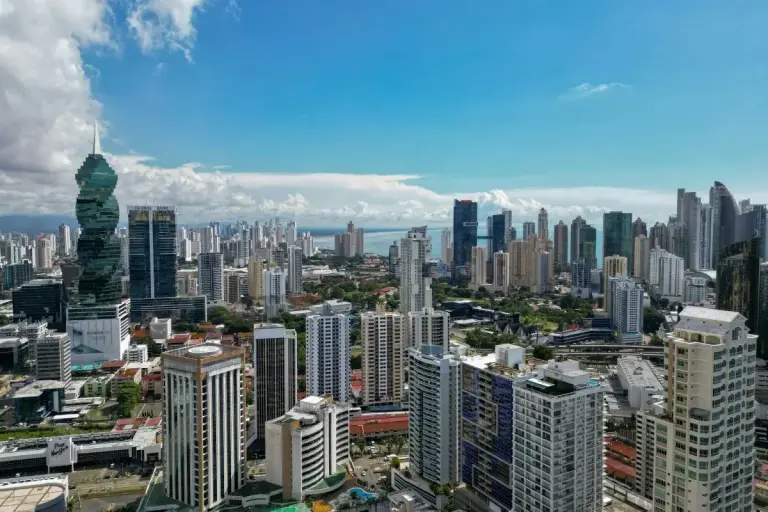 panama city screw building