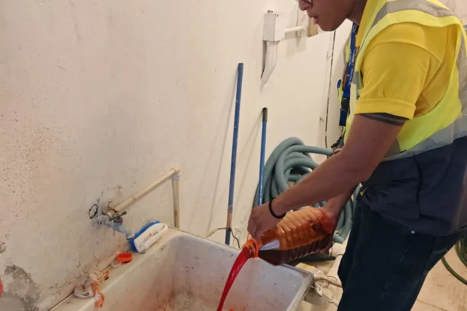 PH de Punta Paitilla Paint release into Ocean Credit: MiAmbiente
