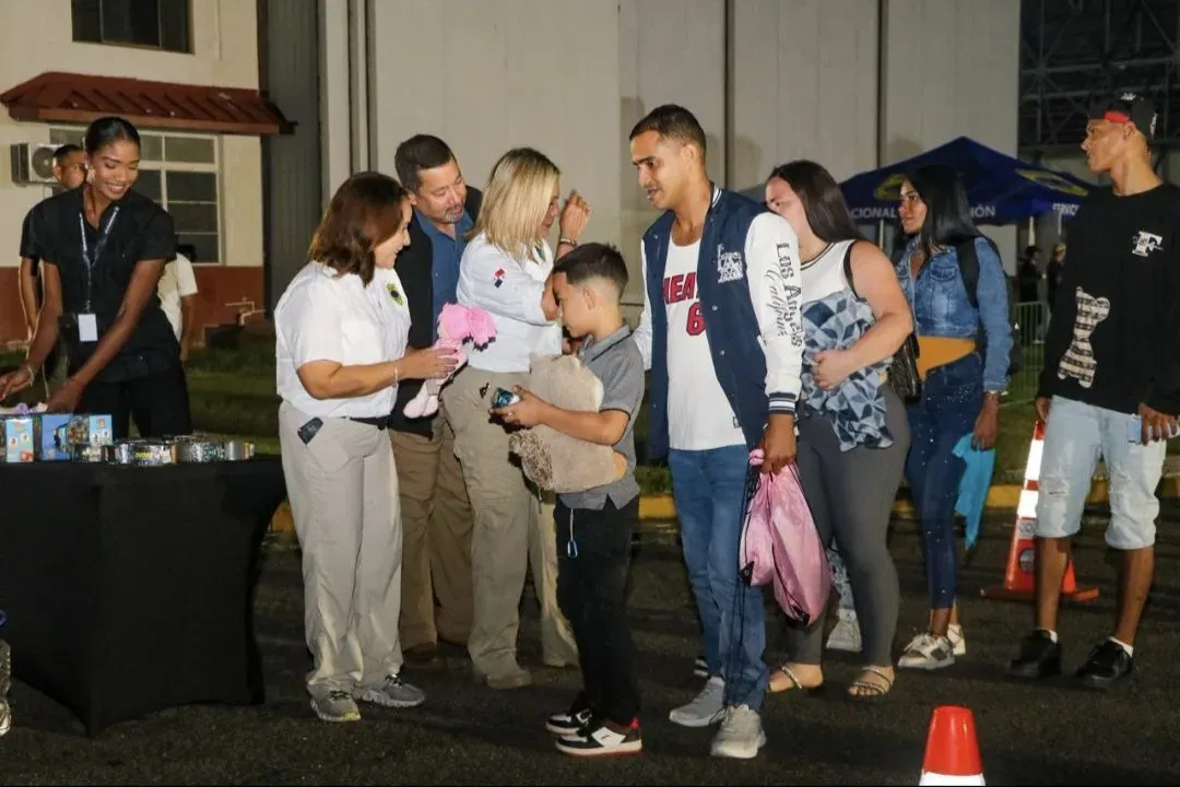 venezuelans voluntary flight home from panama 1