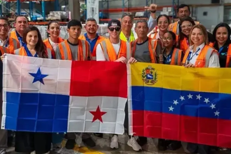 2nd plane donatons for venezuela by panama mupa