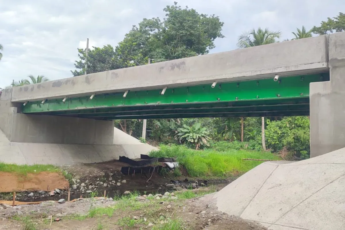 bridge chiriqui beach la barqueta