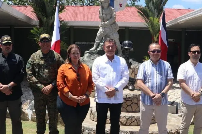 meeting panama costa rica migraton corporation in chiriqui line up