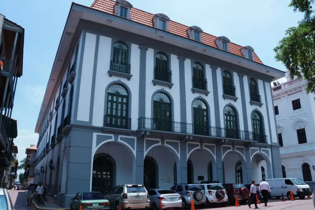 panama canal museum