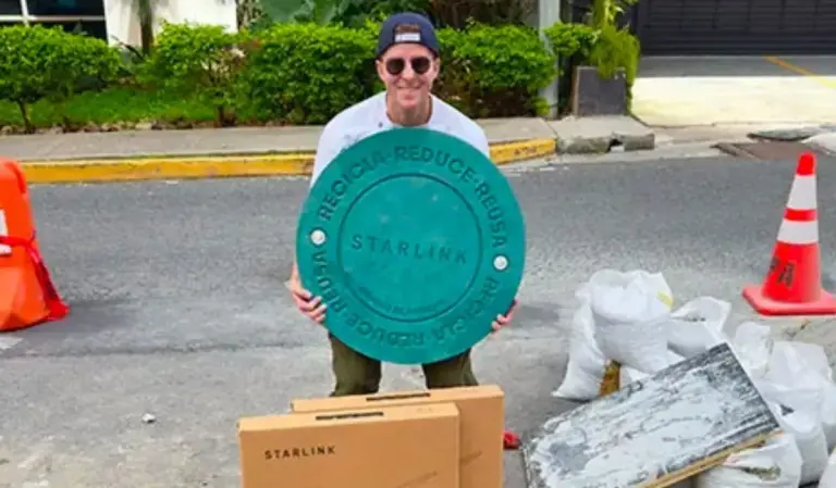 recycled manhole cover by mupa