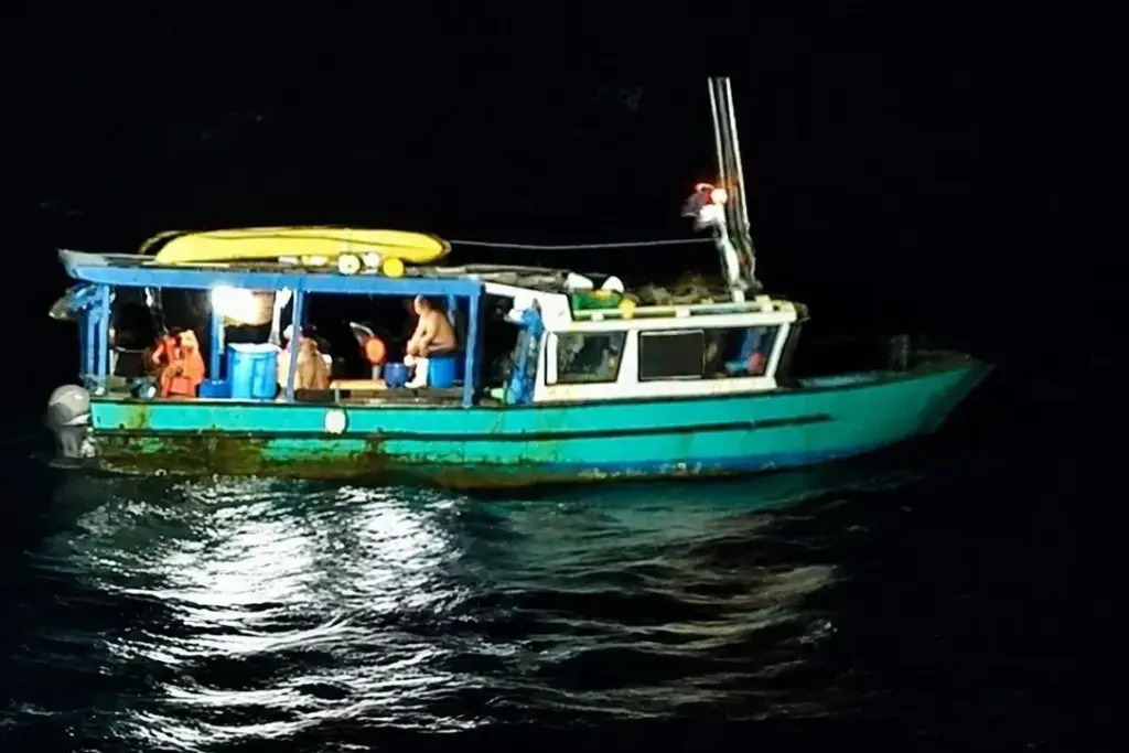 A sport fishing vessel operating without authorization within Coiba National Park was intercepted Illegal Fishing Boat Credit MiAmbiente.jpeg