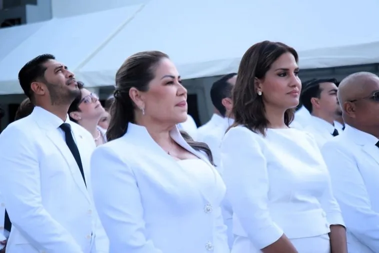 President elect of the National Assembly, Shirley Castañedas President elect of the National Assembly being sworn in, Shirley Castañedas by assemblea.gob