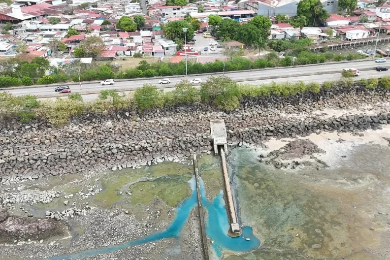 Massive $1.1 Million Bay Pollution Fine for Panama Boston Industries PABO 1 million Dollar pollution fine Panama Bay Credit MiAmbiente
