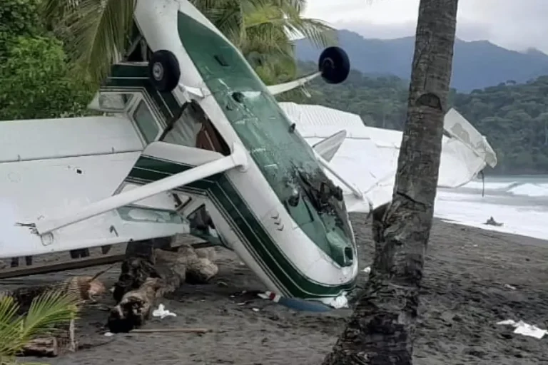 darien plane crash credit informeaereo com