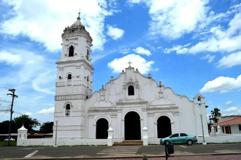 Panama Advances Essential Historic Church Preservation in Revitalized Natá Basílica menor de Santiago Apóstol de Natá de los Caballeros o Iglesia Parroquial de Natá Flickr MelissaW.Z. (2)