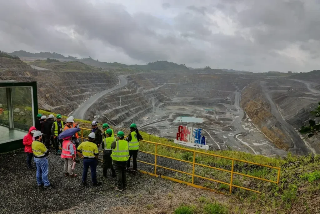 Cobre Panama ViewPoint mining view with scients by MiAmbiente
