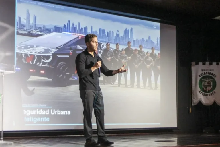 El alcalde Mayer Mizrachi presentó la visión de Seguridad Urbana
