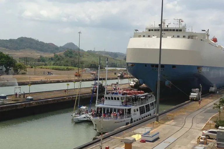 Panama Canal Restrictions Shatter Transit Slots to a Careful 32 Daily panama canal restrictions 2014