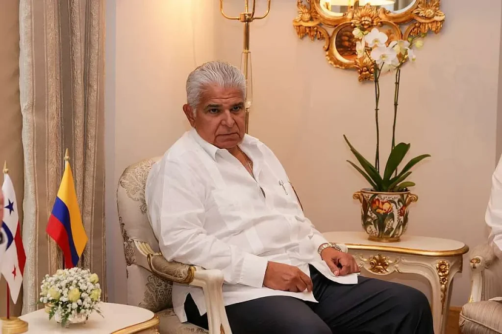 presidential donors of Mulino under scrutiny