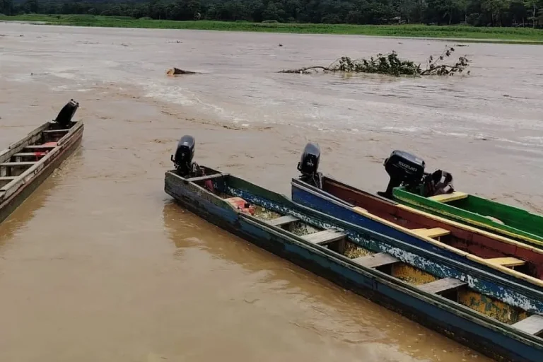 Preventive closure of Chagres National Park Chagres river flooding closure View of Boats Credit MiAmbiente