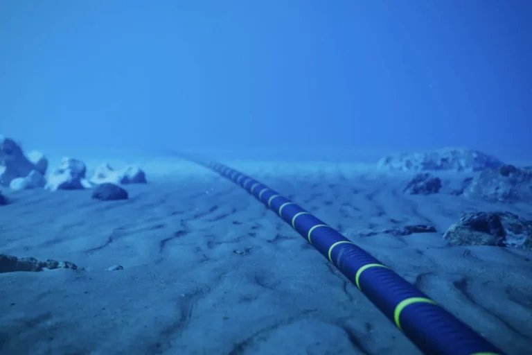 Panama Races to Secure $16B Submarine Cable Investment Boom Submarine fiber optic cable on ocean floor