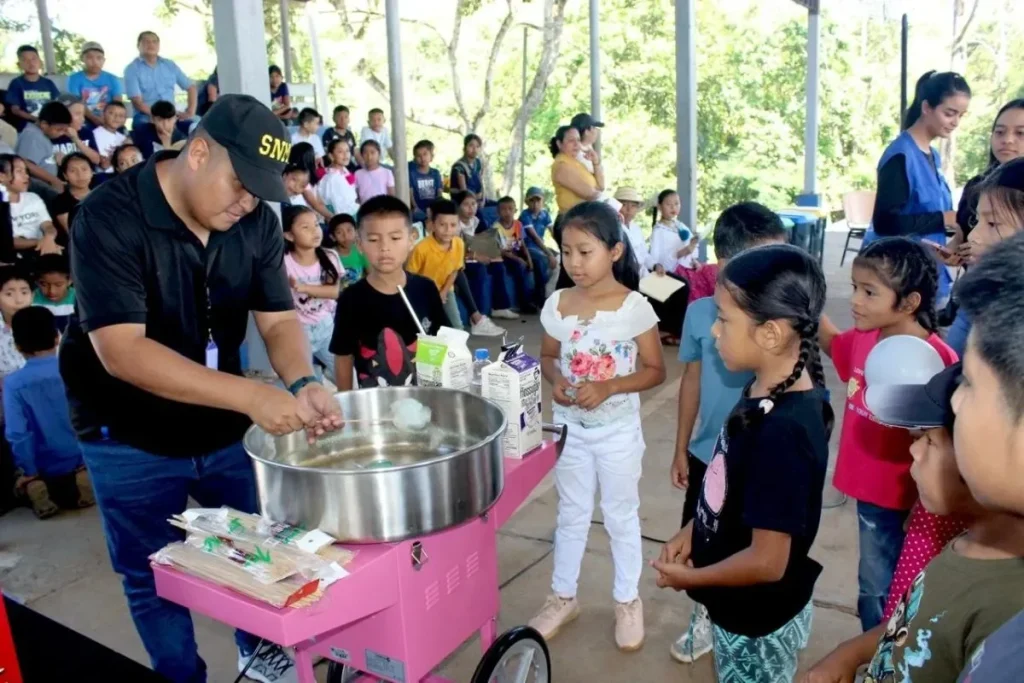 Activities leading up to the 66th anniversary of the SNM bring the institution closer to diverse communities with kids by Migracion