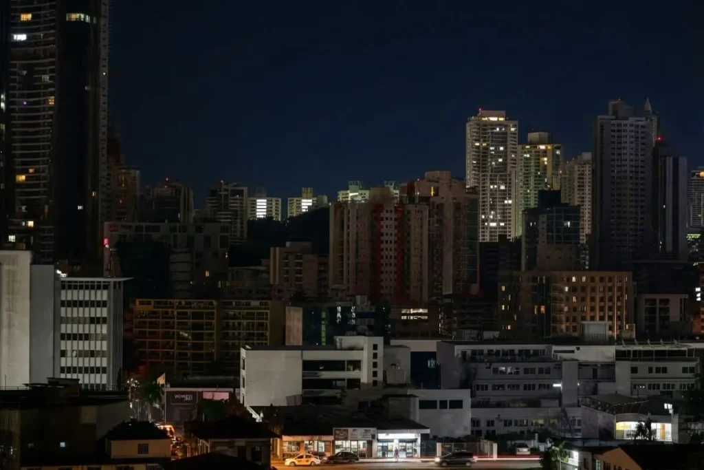 Panama city blackout. By EXPAT.