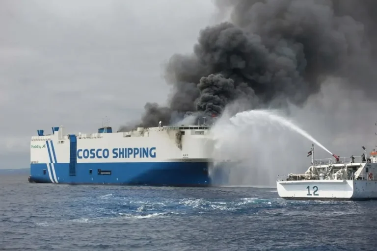 Cosco shipping on fire. By EXPT
