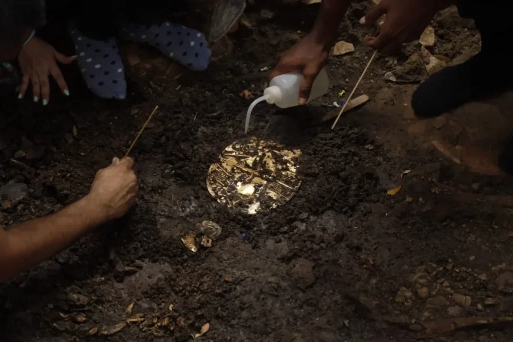 Sitio Caño Cocle Panama Excavation. By Fundacion El Caño.