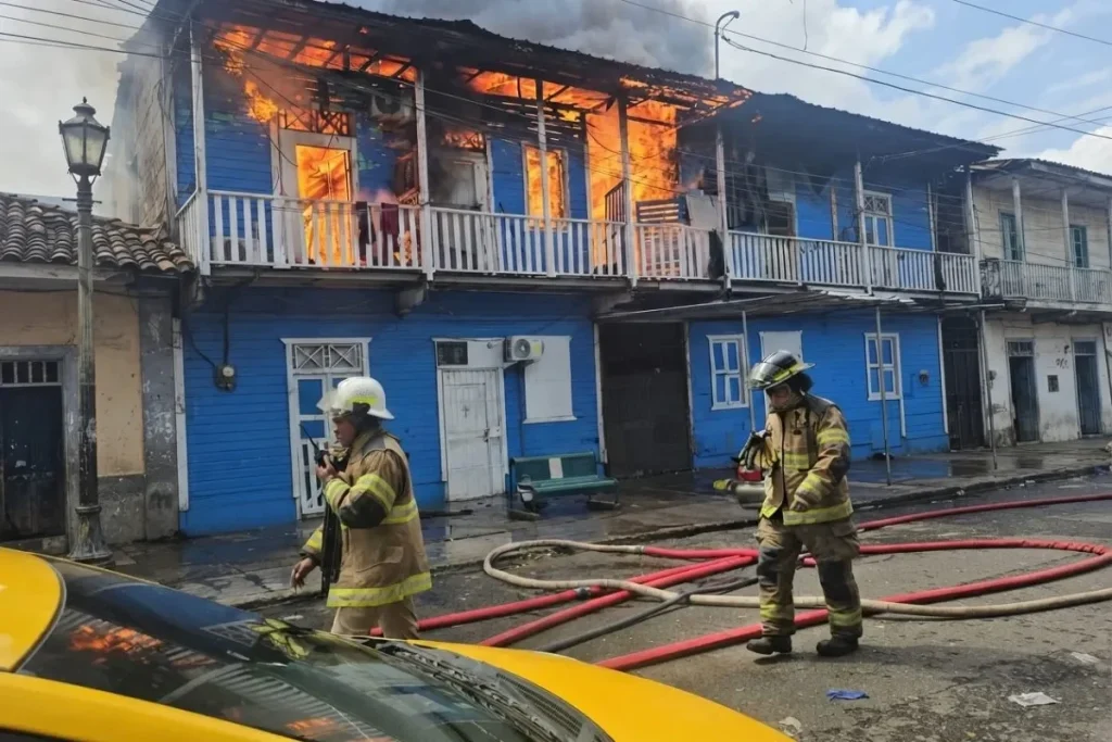 Marraconera's Fire Panama Calidonia