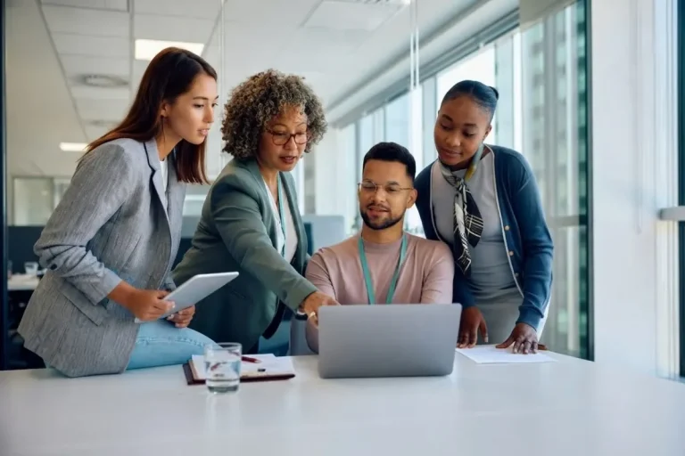 Thriving Opportunities Arrive When Panama Launches Youth Internships With 450 Balboa Stipend Internship istockphoto 1593908987 170667a