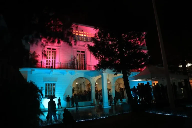 Cancer Awareness Month By Presidencia
