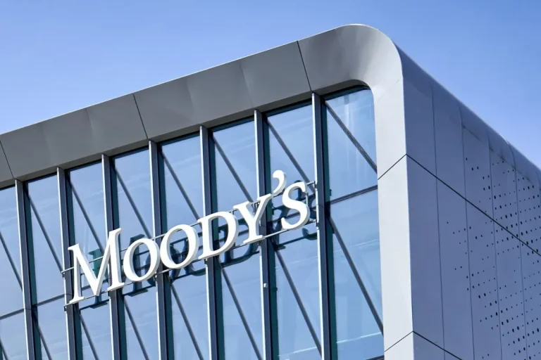Moody’s Warns Cobre Panamá Resolution Will Dictate the Country’s Investment Rating For Good Moody's is a global rating agency that assesses credit risk for governments and corporations to help financial institutions evaluate securities. By Moody's.