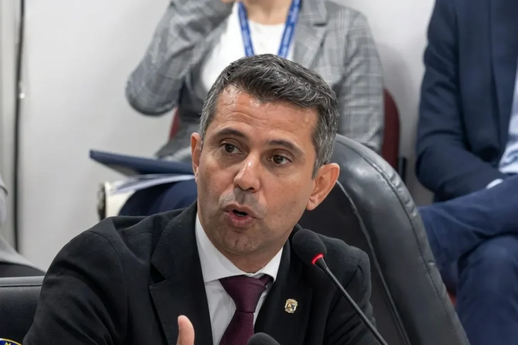 Pandeportes General director Miguel Ordoñez (By Asamblea)