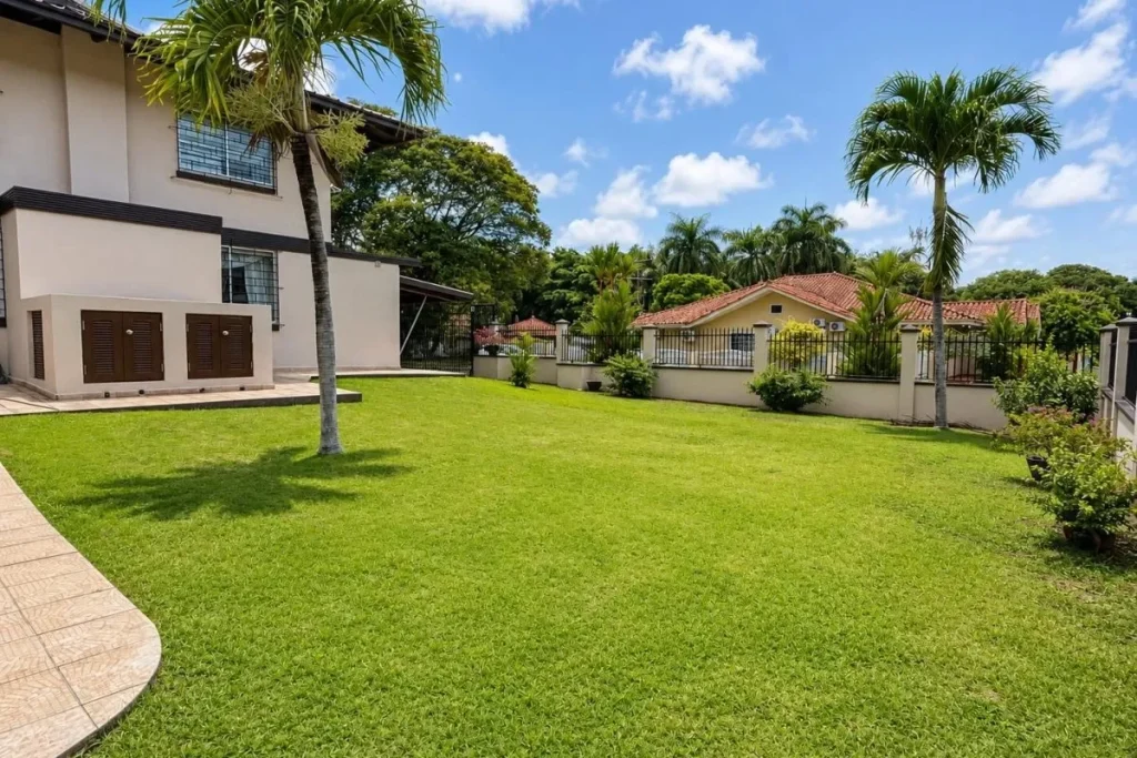 Peaceful Panama City Back Yard Single Family Home