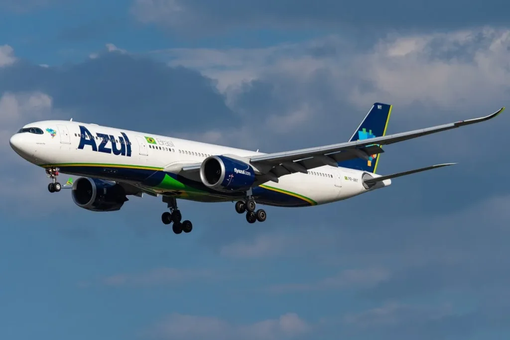 AZU9712 from Amsterdam. First visit of Azul's A339 to China? Bem vindo! By N509FZ - Own work, CC BY-SA 4.0, https://commons.wikimedia.org/w/index.php?curid=90597184