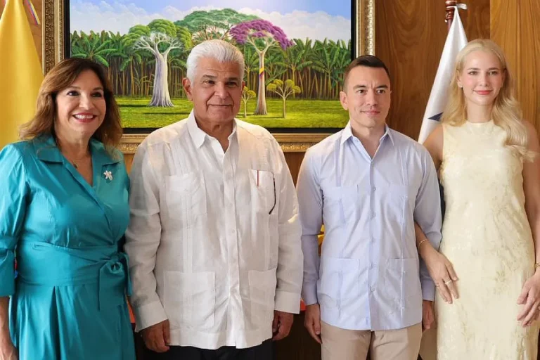 Admirable Cross-Border Energy Cooperation: Panama and Ecuador Just Raised the Bar for Latin America president mulino and president novoa agree to cross border energy cooperation Credit Presidencia